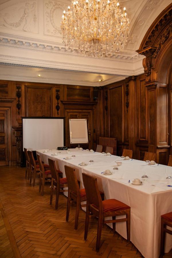 St Giles House Hotel NWI Buitenkant foto